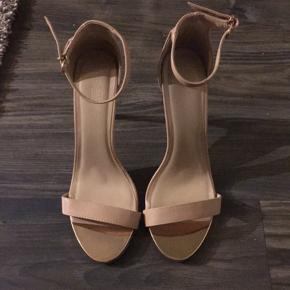 Never worn Charlotte Russe heels - Picture 2 of 3